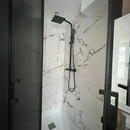 Batignolles, Montmartre Chambre 12M2 , Metro 13 Et 14 Paris Exterior foto