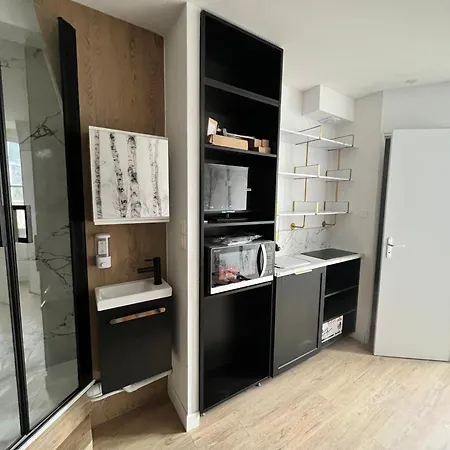Batignolles, Montmartre Chambre 12M2 , Metro 13 Et 14 Paris Exterior foto