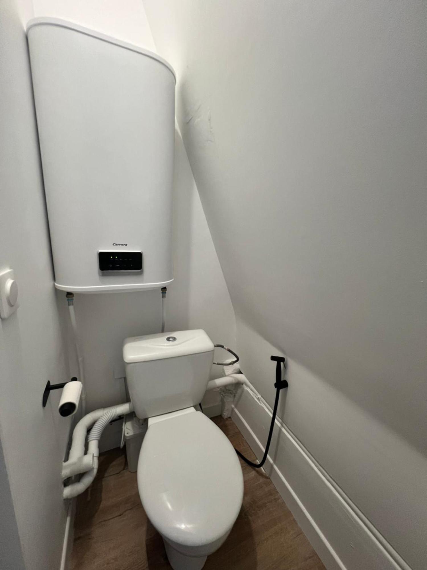 Batignolles, Montmartre 12m2 , Metro 13 Et 14 Apartamento