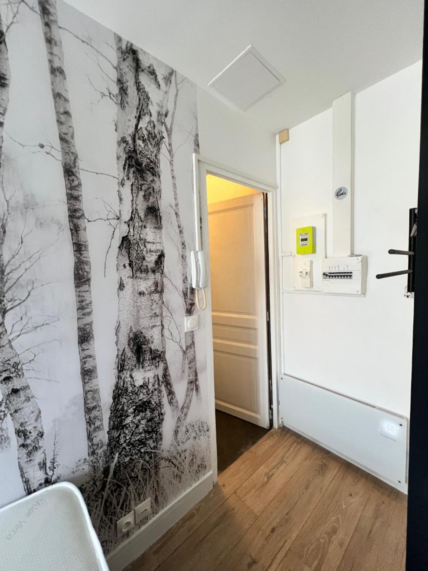 Batignolles, Montmartre 12m2 , Metro 13 Et 14 Apartamento Paris
